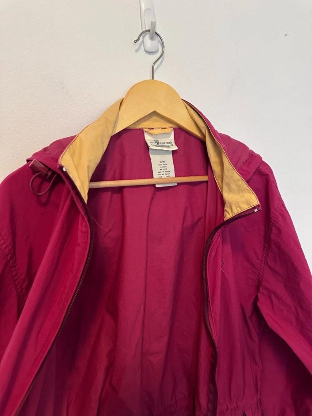 Women's Raspberry Hooded Windbreaker Jacket - Picture 14 of 15